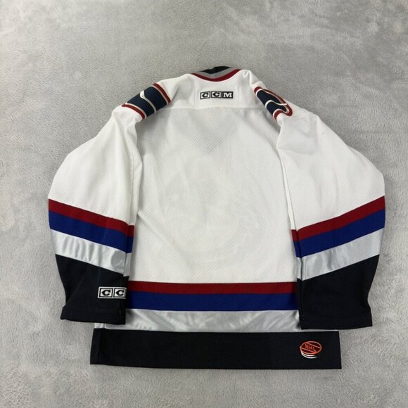 CCM Vintage Vancouver Canucks Hockey Jersey Youth Size S - Picture 4 of 15